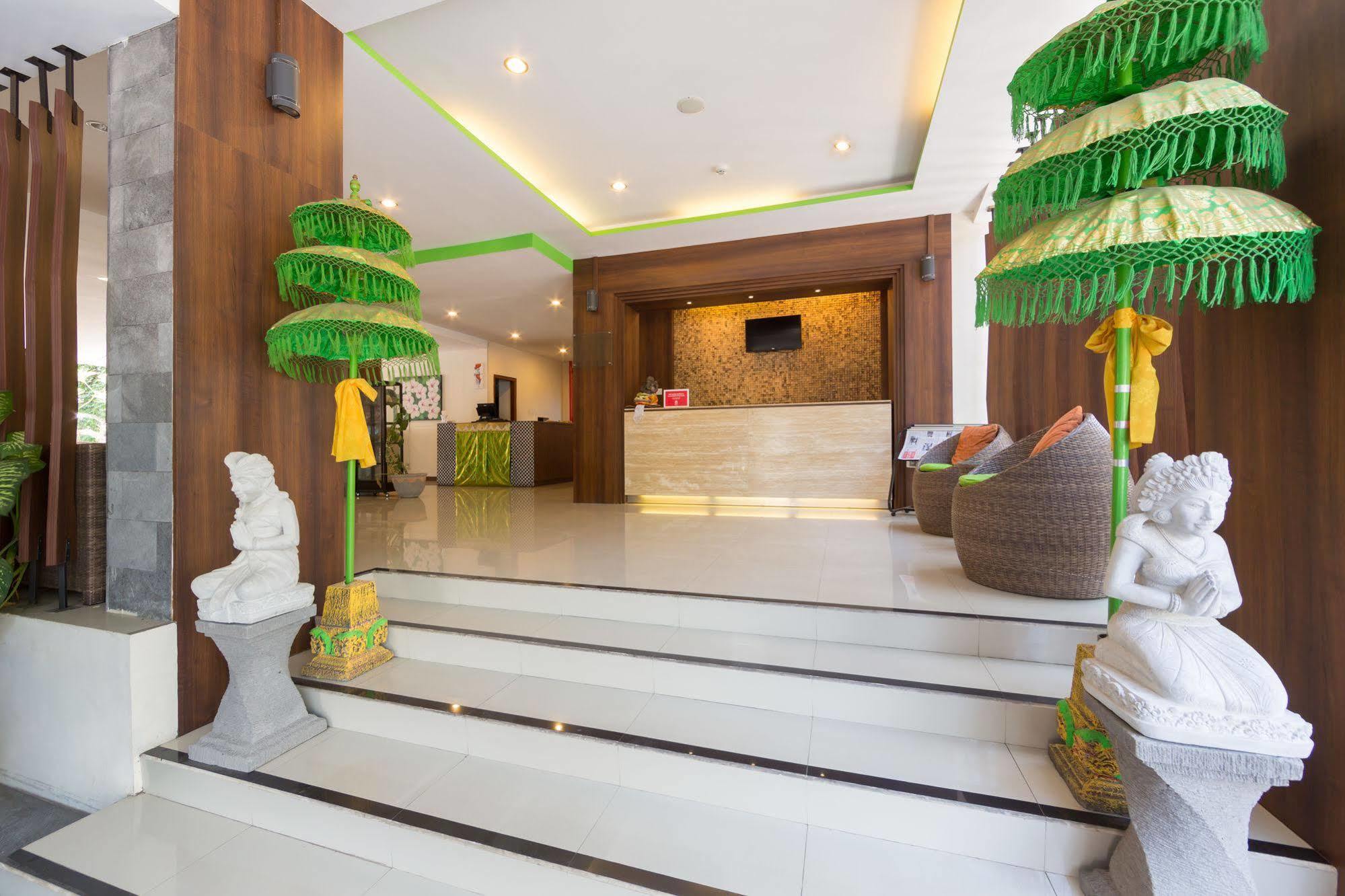 Zen Rooms Kuta Tuban Suites Luaran gambar